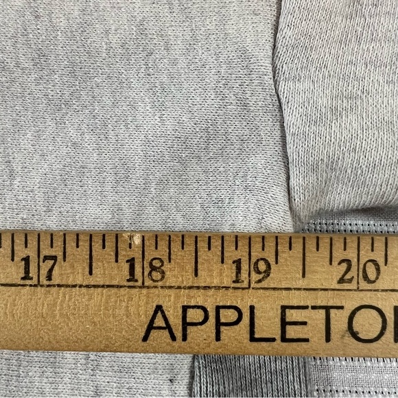 Champion Gray and White Crop Wisconsin Hoodie size medium - Picture 7 of 9